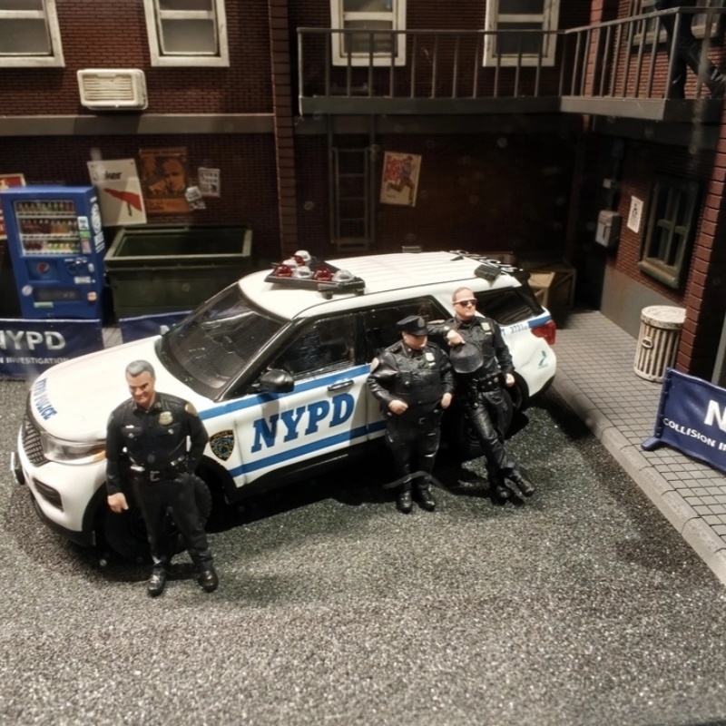 グリーンビーンモデル Nypd ニューヨーク警察 1:64  - Car Accessories York のレビューと価格